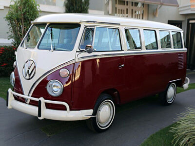 Volkswagen-Kombi-Luxo-1500-1969-Van-Antiga